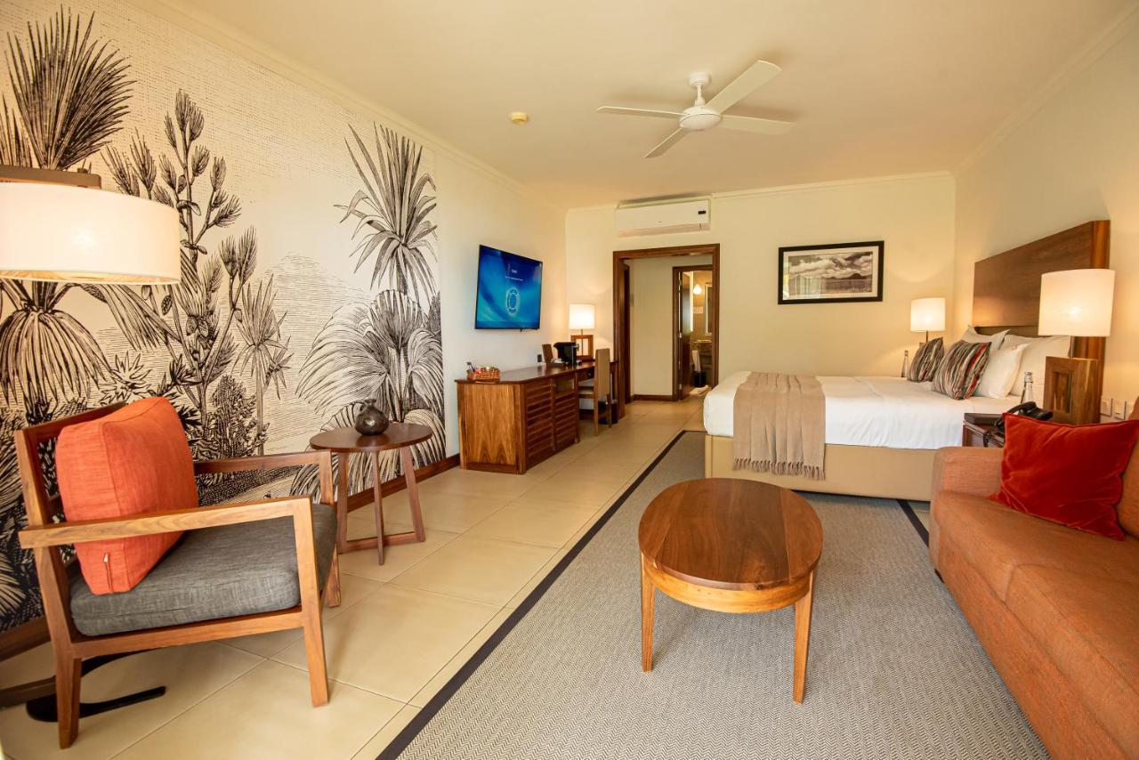 Sands Suites Resort & Spa Flic-en-Flacq Eksteriør billede